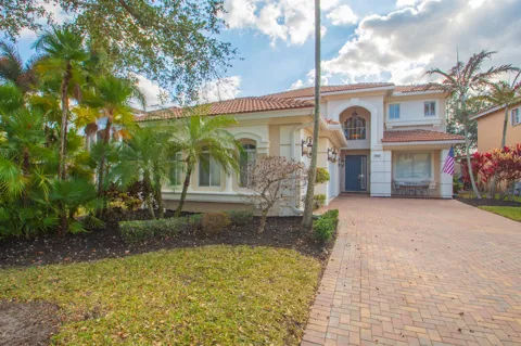 5962 SW Bald Eagle Drive