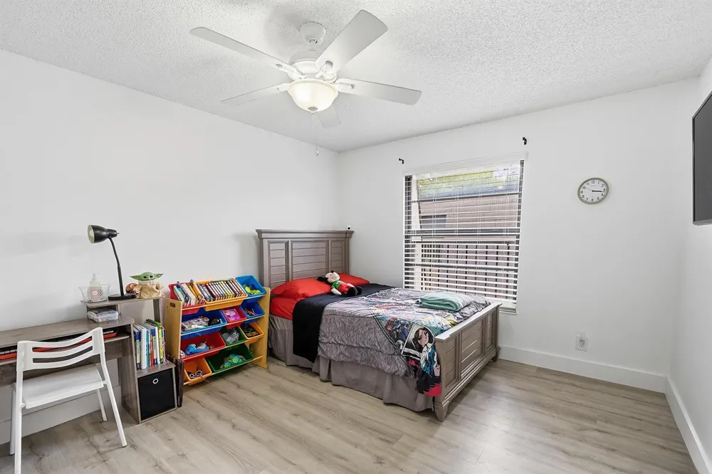 2498 NW 99th Avenue Coral Springs, FL 33065