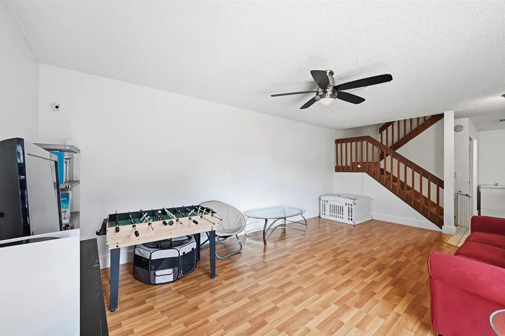 2498 NW 99th Avenue Coral Springs, FL 33065