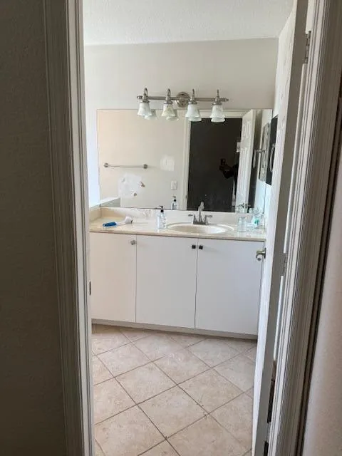 4032 NW 92nd Avenue #4032 Sunrise, FL 33351