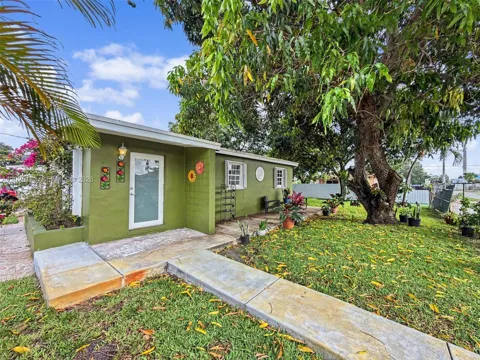 1901 NW 153rd St