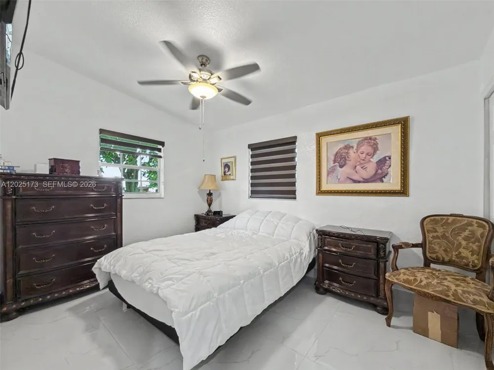 1901 NW 153rd St Miami Gardens, FL 33054
