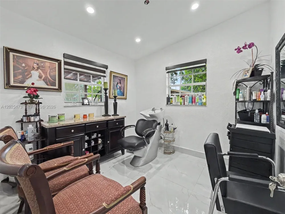 1901 NW 153rd St Miami Gardens, FL 33054