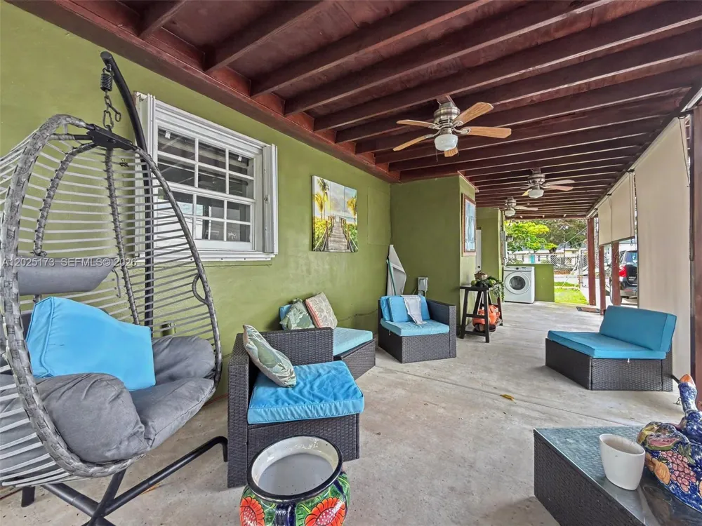 1901 NW 153rd St Miami Gardens, FL 33054