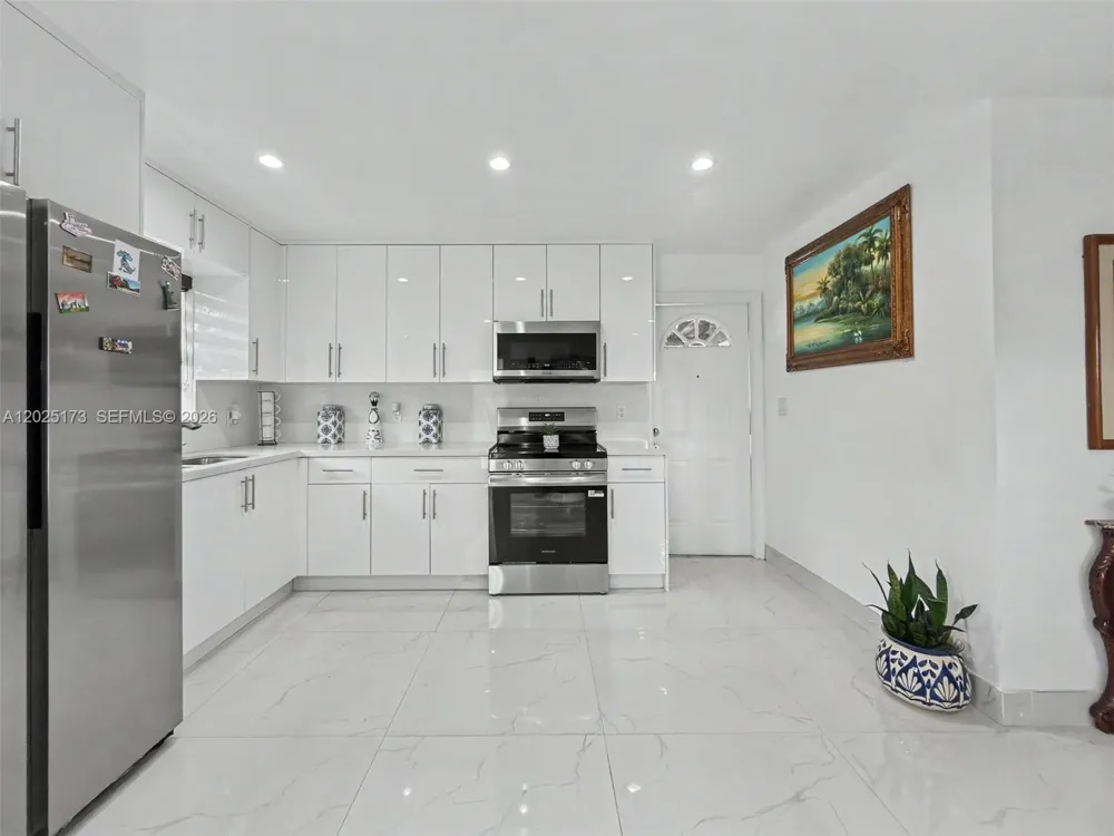 1901 NW 153rd St Miami Gardens, FL 33054