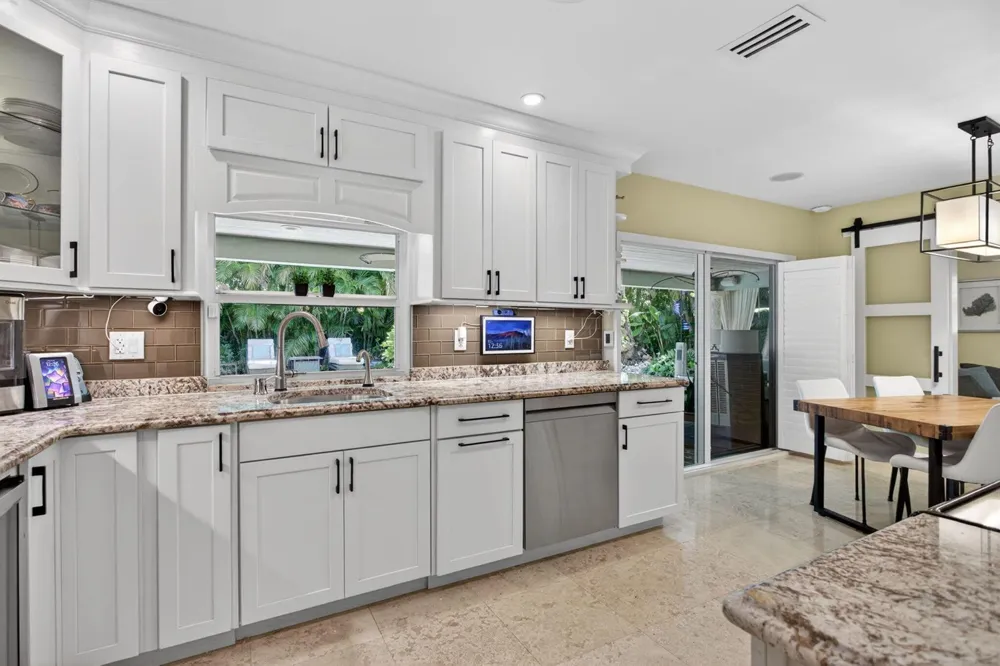 2812 NW 12th Avenue Wilton Manors, FL 33311