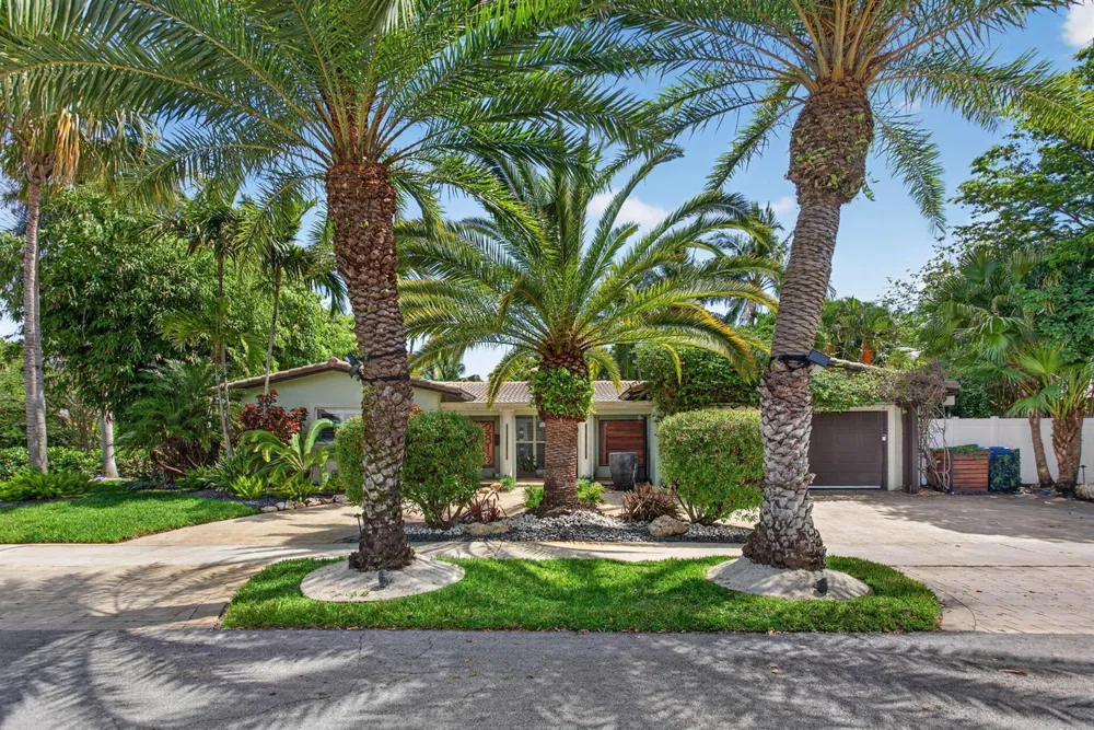 2812 NW 12th Avenue Wilton Manors, FL 33311
