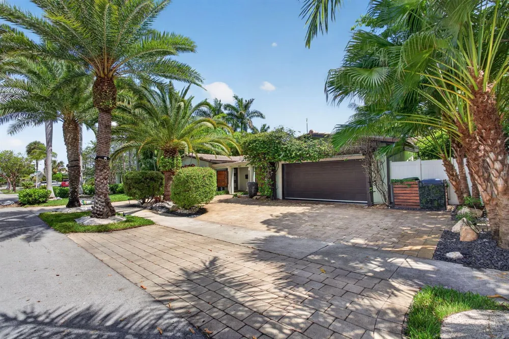 2812 NW 12th Avenue Wilton Manors, FL 33311