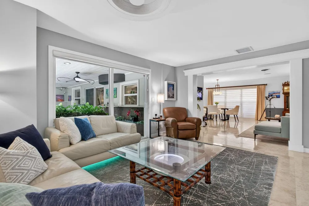 2812 NW 12th Avenue Wilton Manors, FL 33311
