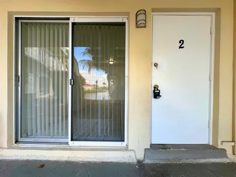 519 W Kalmia Drive #2