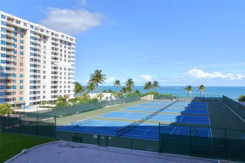 5100 Ocean Boulevard #516