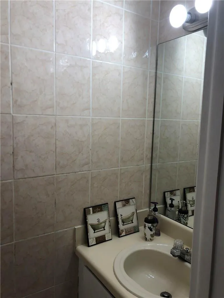 1307 Partridge #67 Pompano Beach, FL 33064