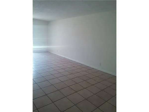 1307 Partridge #67 Pompano Beach, FL 33064