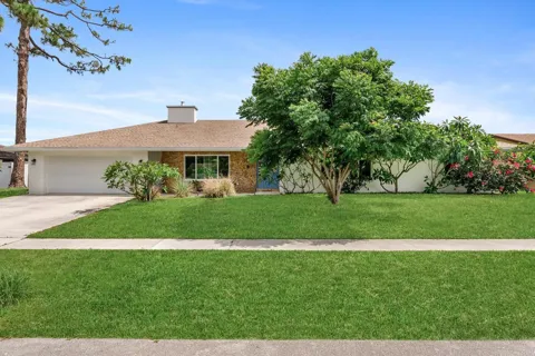 4811 Dorchester Mews
