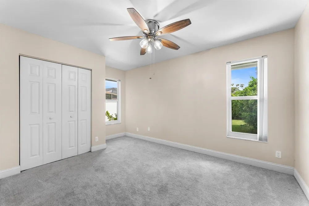 4811 Dorchester Mews Haverhill, FL 33415