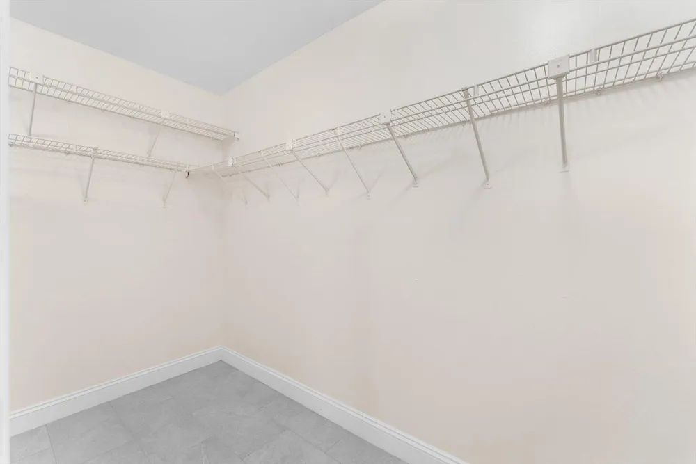 4811 Dorchester Mews Haverhill, FL 33415