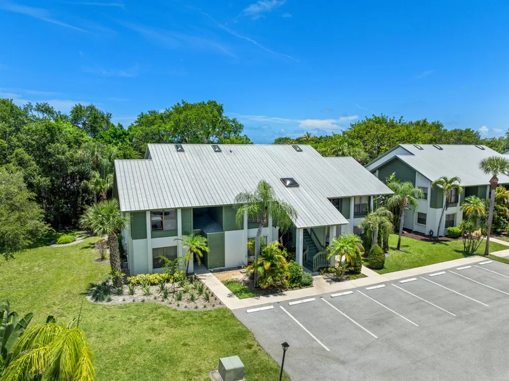 5280 SE Seascape Way #101 Stuart, FL 34997