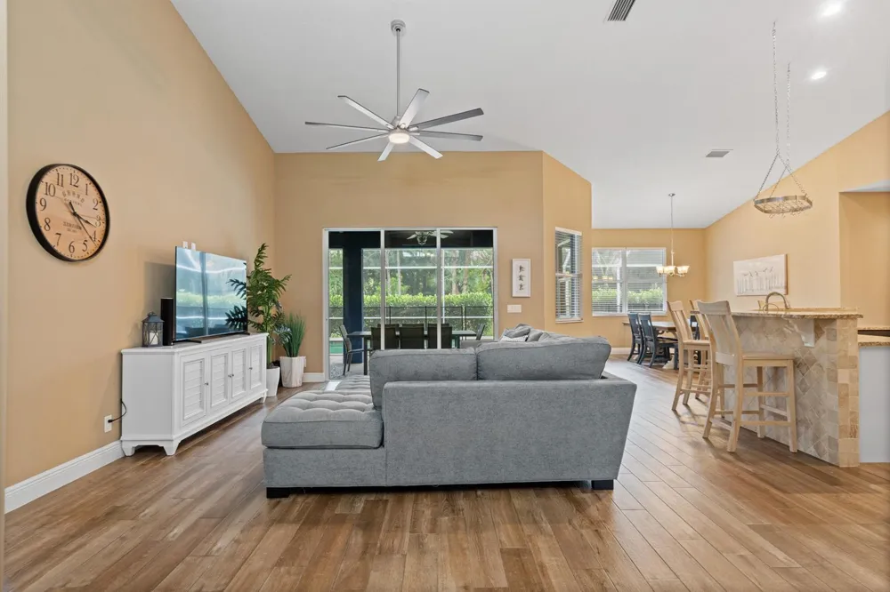 11354 Sandy Run 