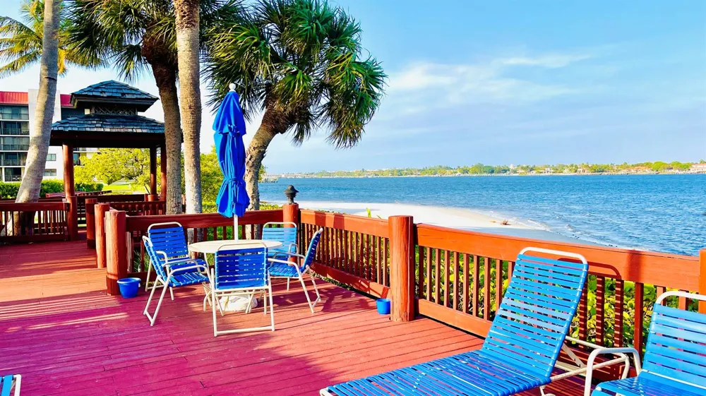 7030 Half Moon Circle #121 Hypoluxo, FL 33462