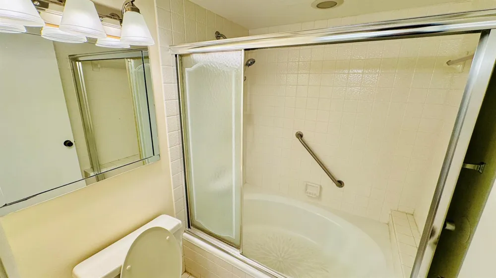 7030 Half Moon Circle #121 Hypoluxo, FL 33462