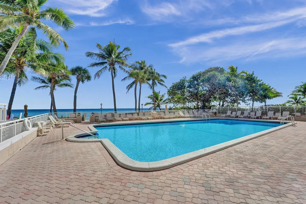 1051 Hillsboro Mile #307e Hillsboro Beach, FL 33062