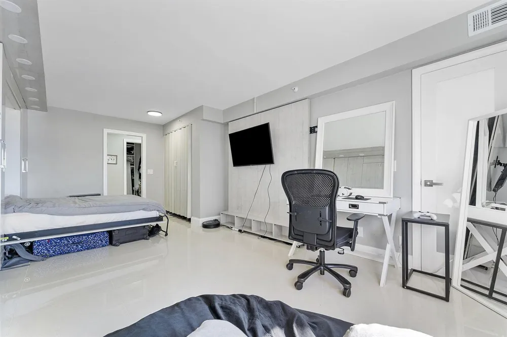 4505 S Ocean Boulevard #307 Highland Beach, FL 33487