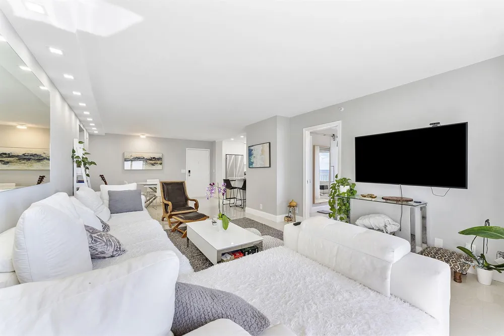 4505 S Ocean Boulevard #307 Highland Beach, FL 33487