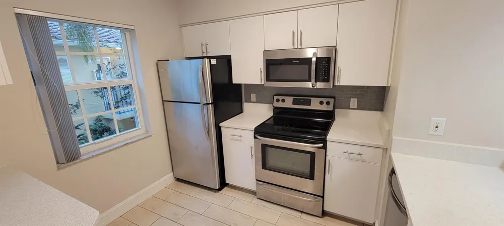 1125 Lake Shore Drive #202 Lake Park, FL 33403
