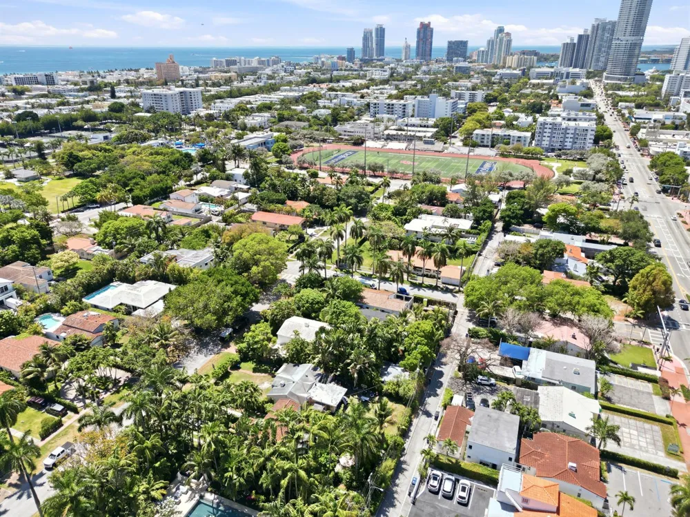 1324 Lenox Avenue Miami Beach, FL 33139