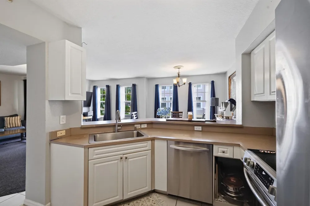 6450 W Sample Road #6450 Coral Springs, FL 33067