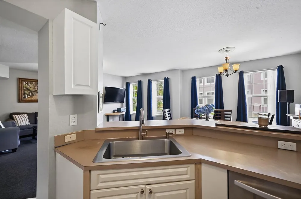 6450 W Sample Road #6450 Coral Springs, FL 33067