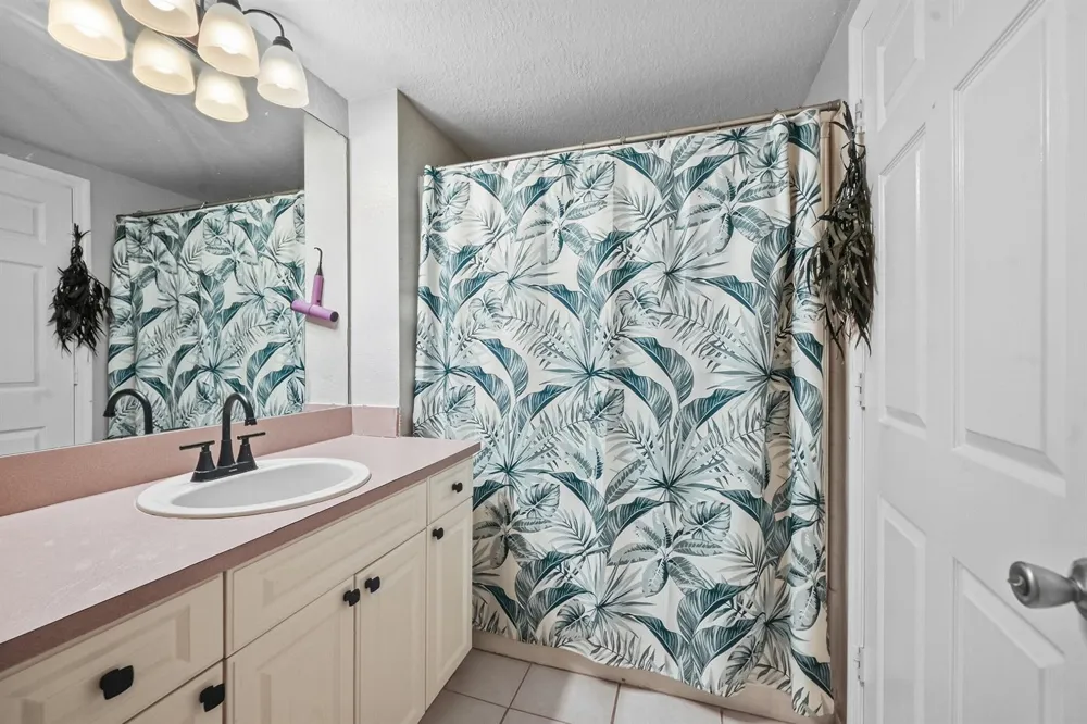 6450 W Sample Road #6450 Coral Springs, FL 33067
