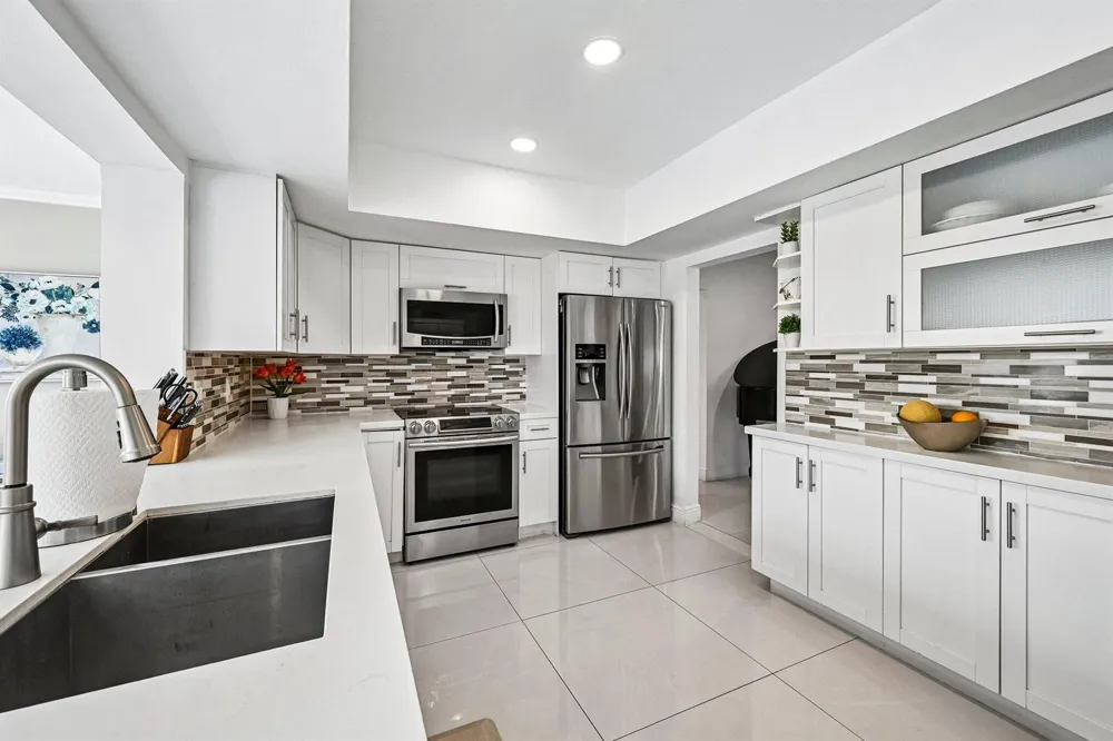2940 NE 39th Court Lighthouse Point, FL 33064