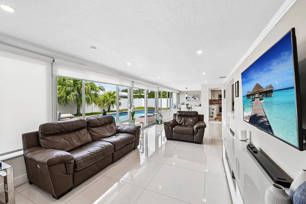 2940 NE 39th Court Lighthouse Point, FL 33064