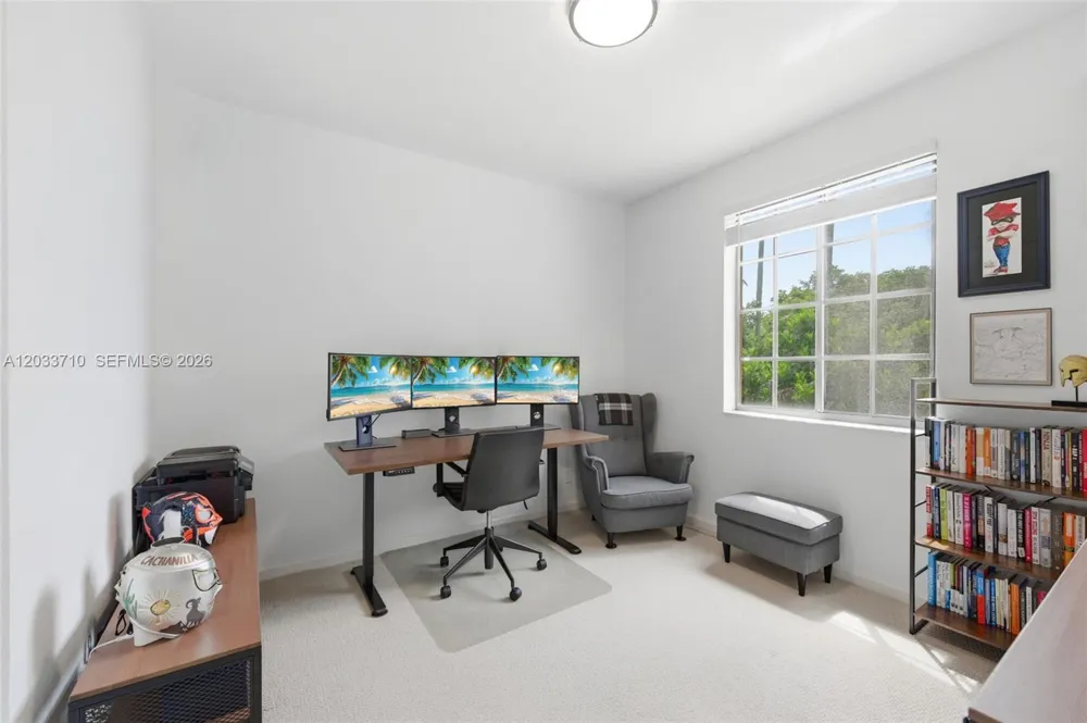 2794 Kinsington Cir #26-3 Weston, FL 33332