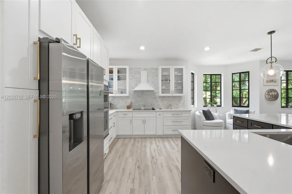 2794 Kinsington Cir #26-3 Weston, FL 33332