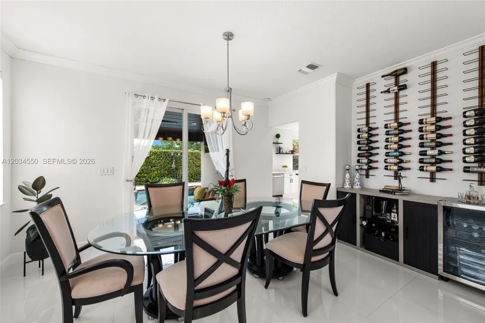 15761 SW 59th Ter Miami, FL 33193