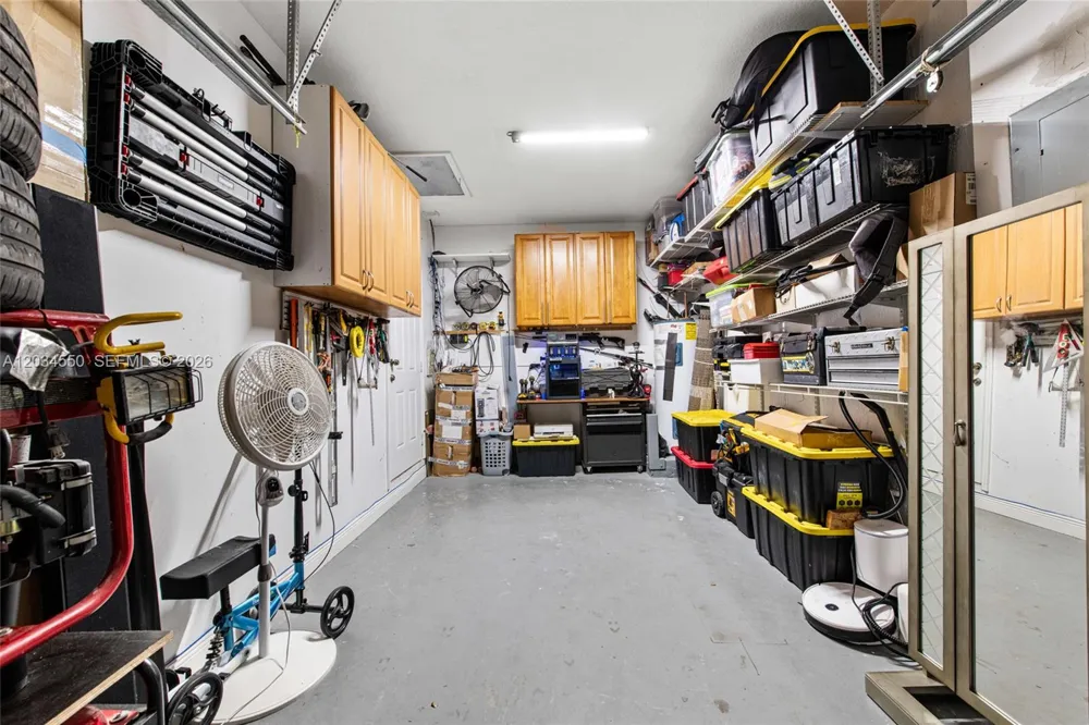 15761 SW 59th Ter Miami, FL 33193