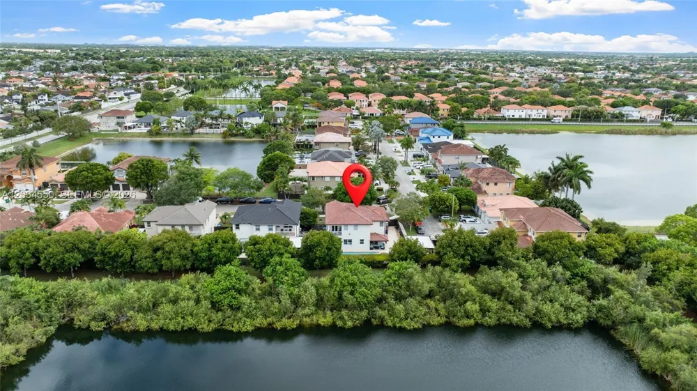 15761 SW 59th Ter Miami, FL 33193