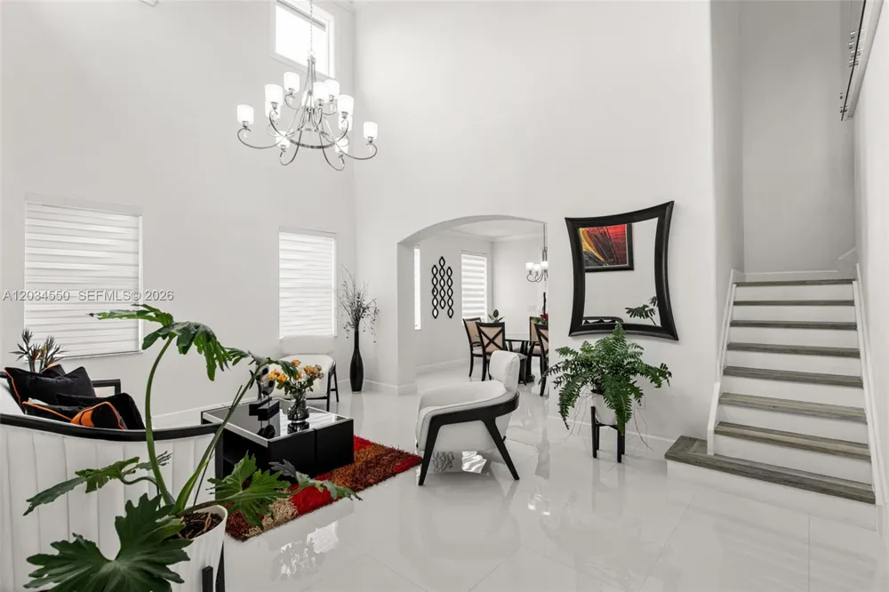 15761 SW 59th Ter Miami, FL 33193