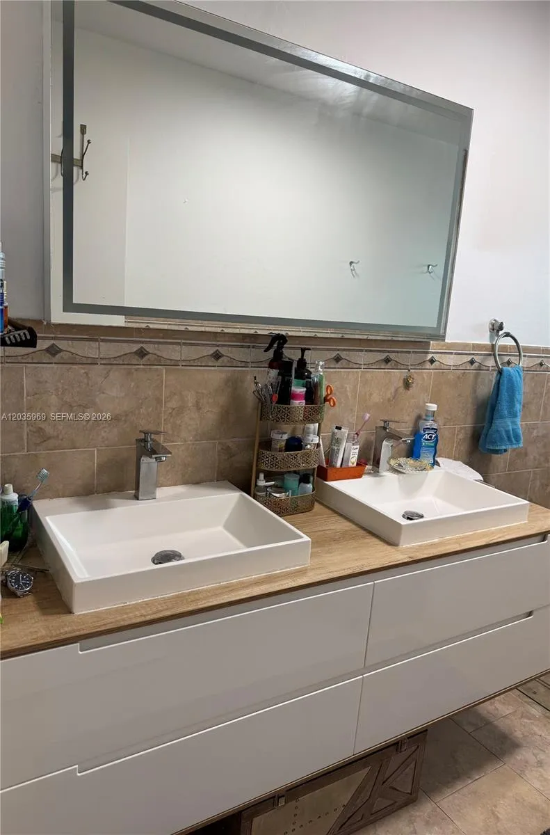 13326 SW 9th Ter Miami, FL 33184