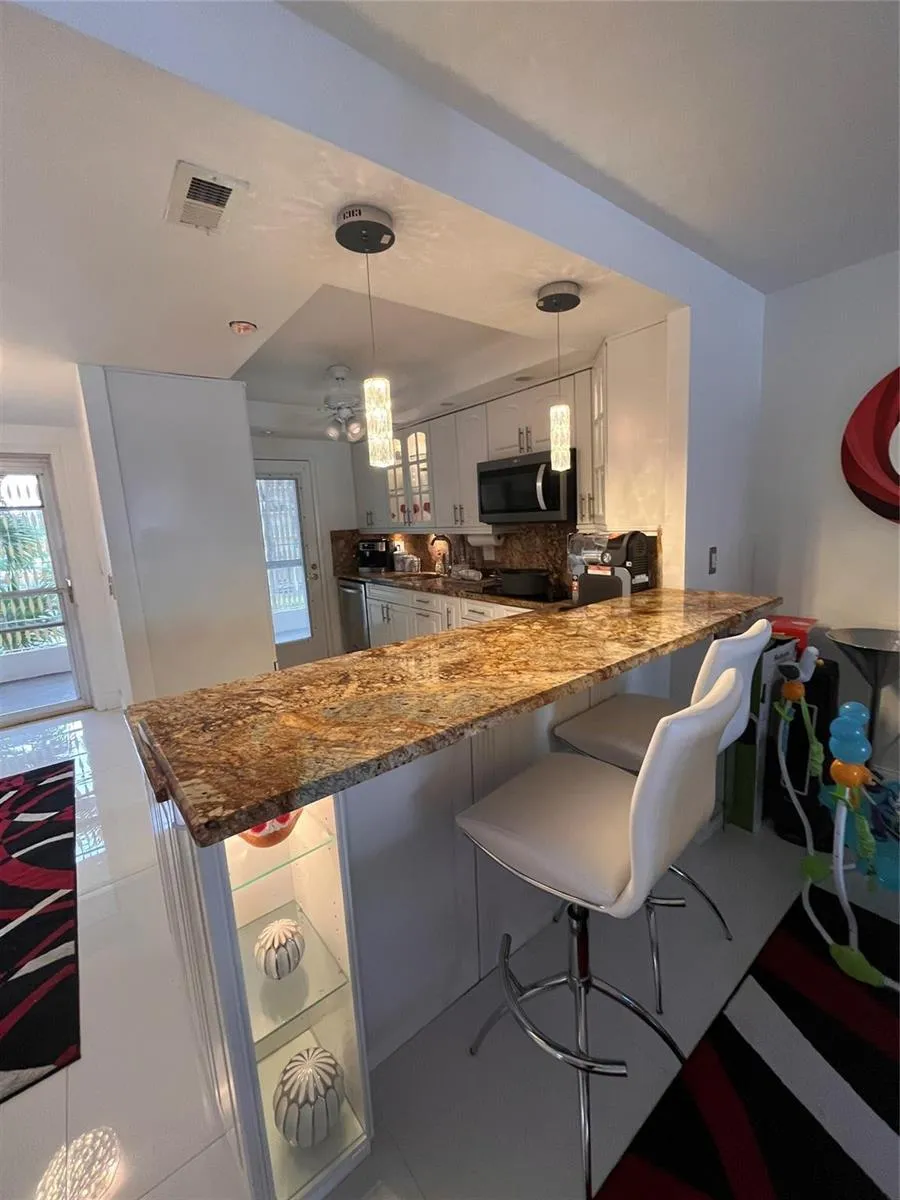 400 Golden Isles Drive #20 Hallandale Beach, FL 33009