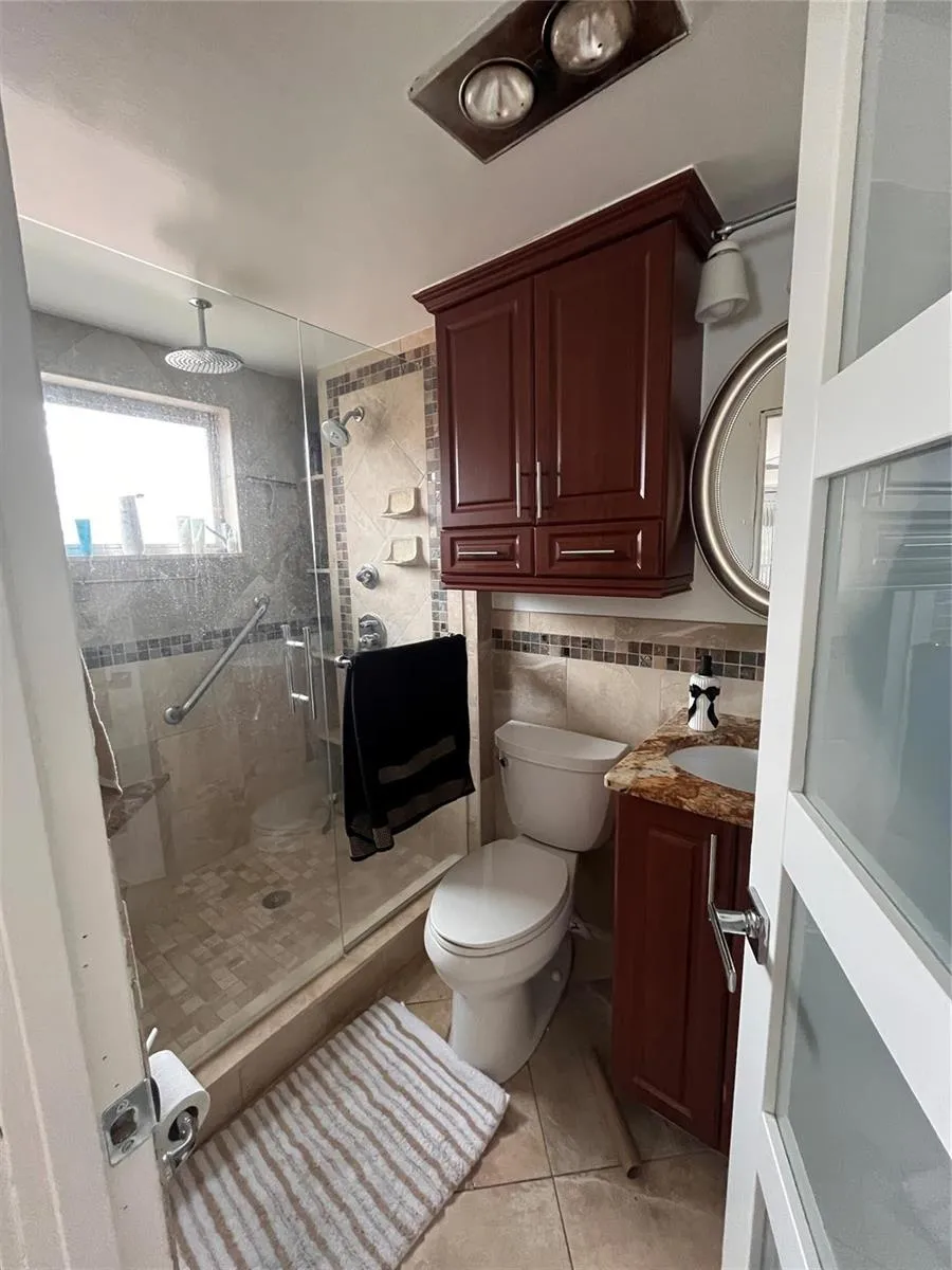 400 Golden Isles Drive #20 Hallandale Beach, FL 33009