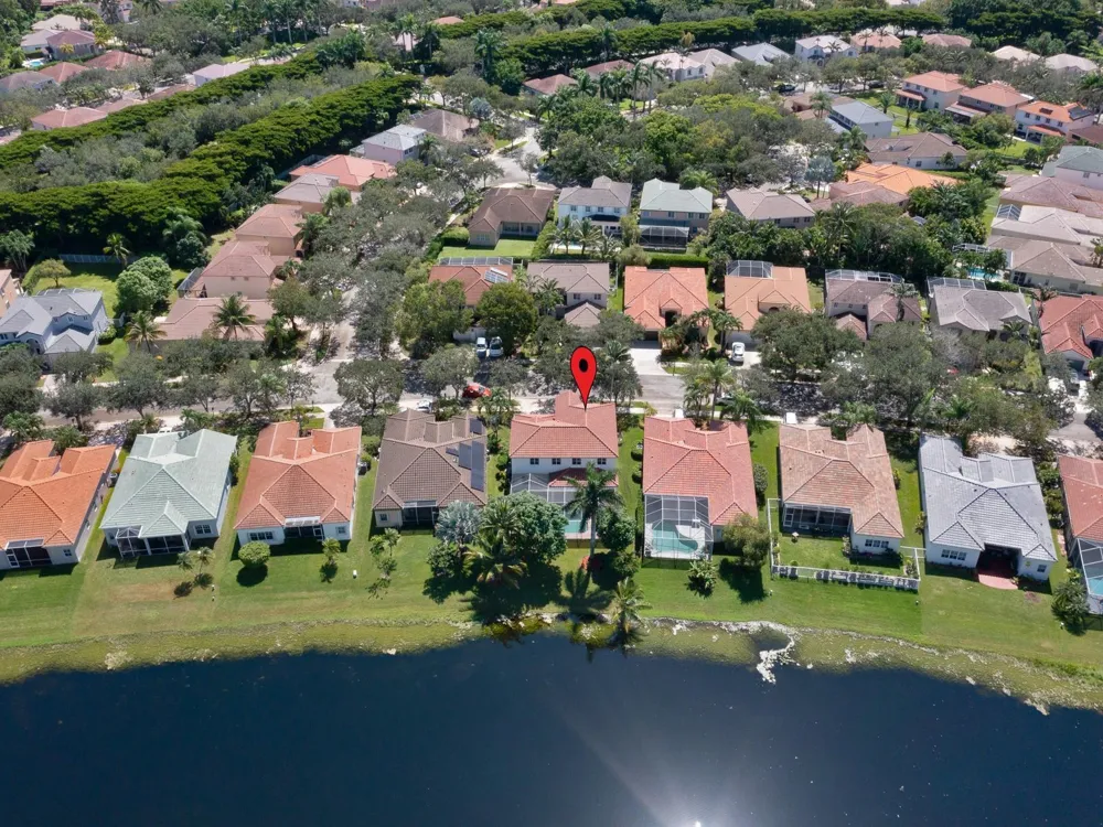 4032 Pinewood Lane Weston, FL 33331
