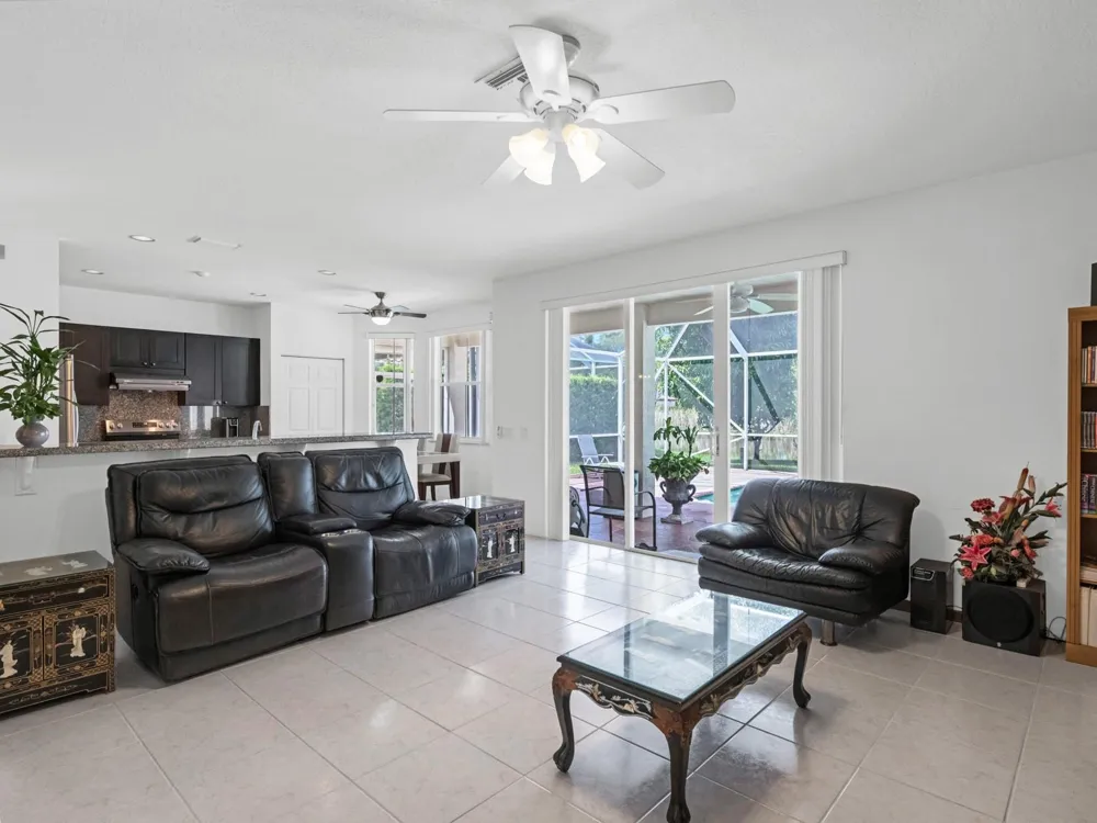 4032 Pinewood Lane Weston, FL 33331