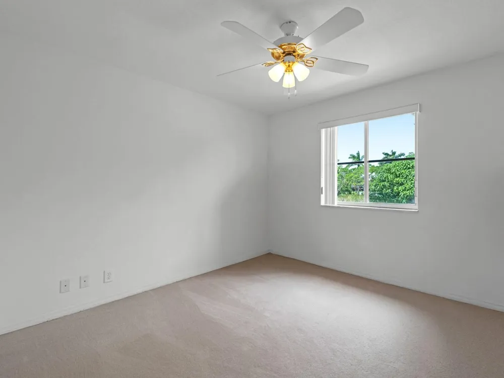 4032 Pinewood Lane Weston, FL 33331