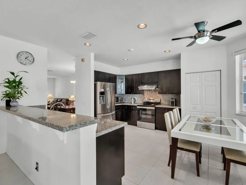 4032 Pinewood Lane Weston, FL 33331