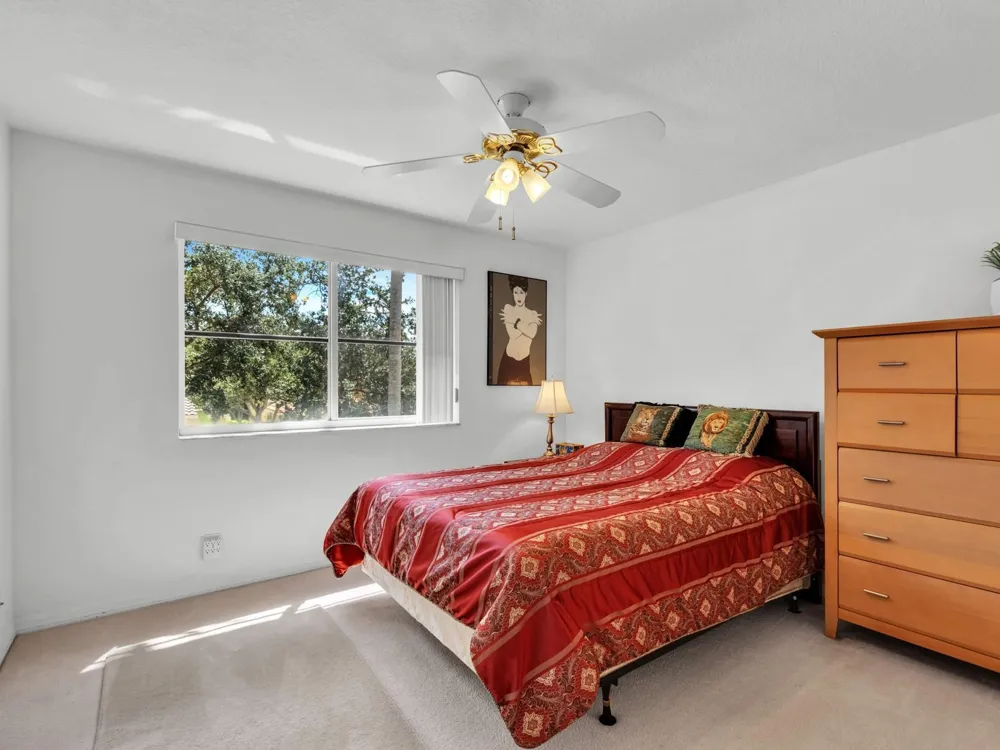 4032 Pinewood Lane Weston, FL 33331