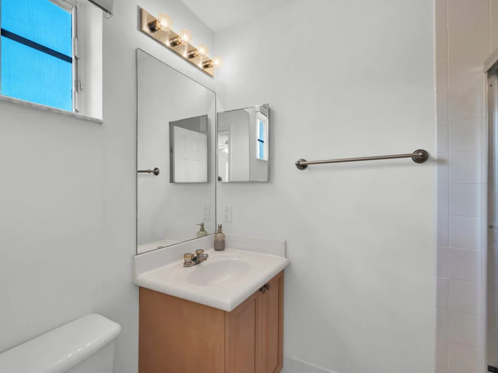 4032 Pinewood Lane Weston, FL 33331