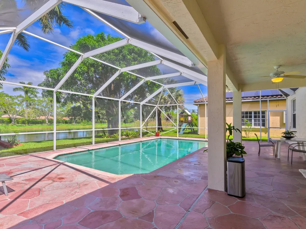 4032 Pinewood Lane Weston, FL 33331